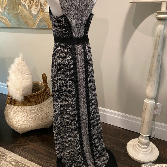 BCBGMaxazria dress - Picture 4 of 9